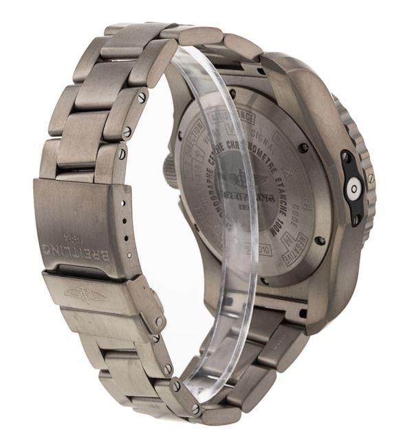 Breitling Cockpit B50 EB5010 Image 3